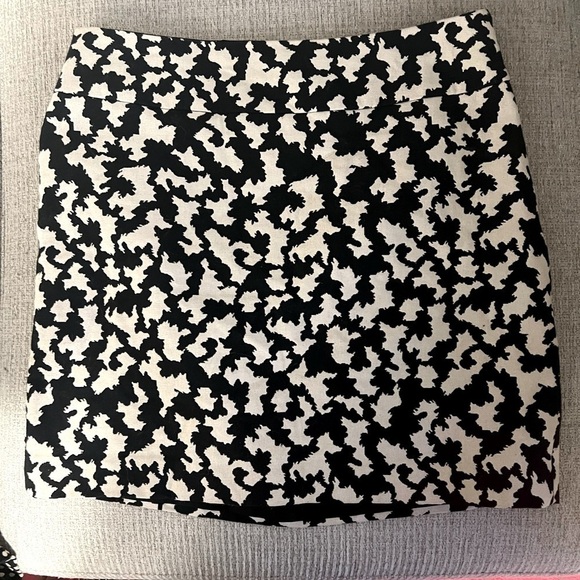 LOFT Dresses & Skirts - Printed Loft Outlet Skirt, Black and White, Size 10 (2 for $21 sale)